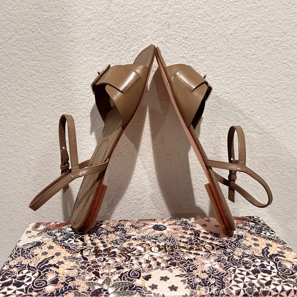 Ulla Johnson Sofia Leather Buckle Flat Sandals in Sand, Size 37, New in Box